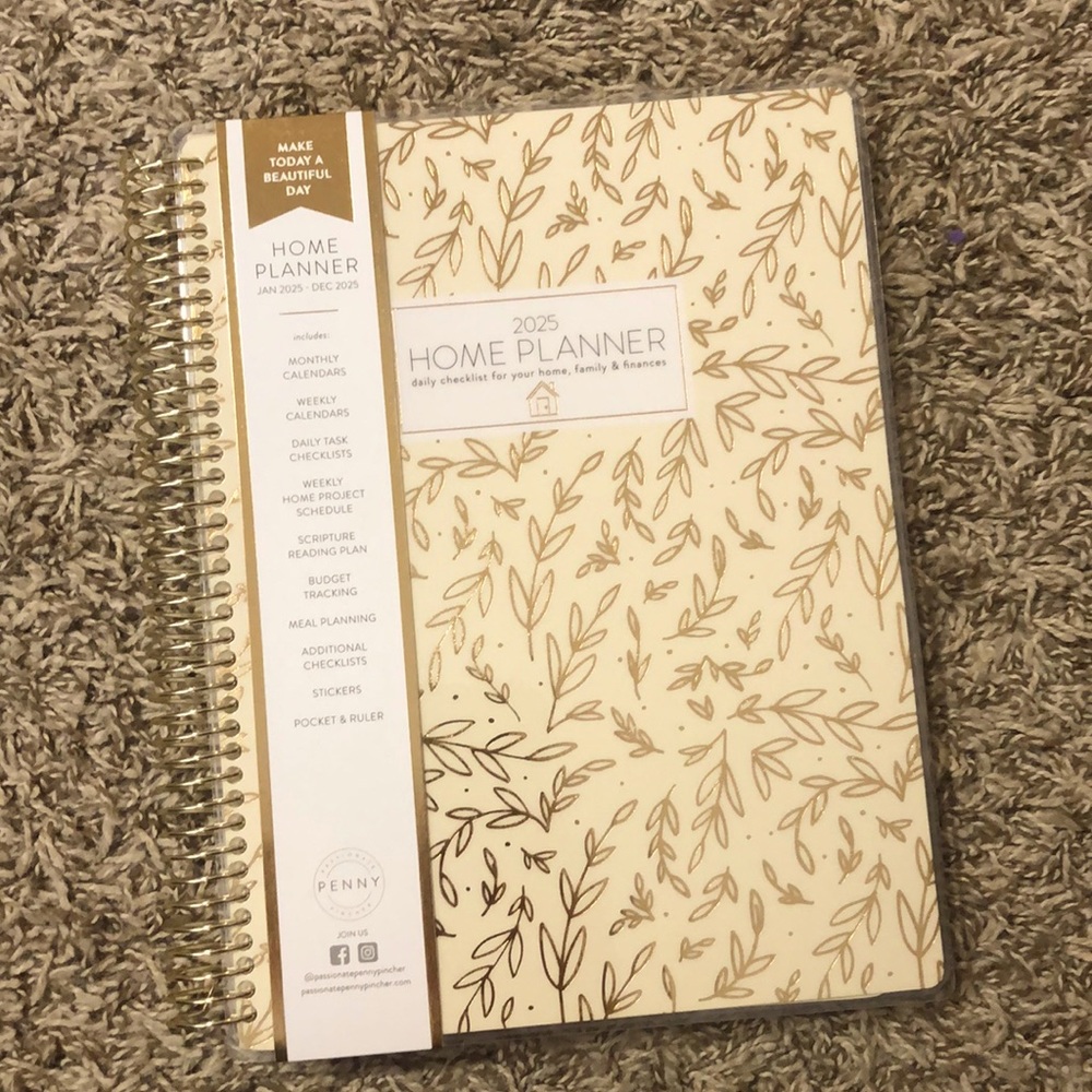 New 2025 Home Planner by Passionate Penny Pincher
